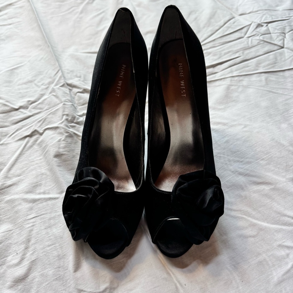 Nine West Black Satin Peep-Toe Heels with Floral Detail - Picture 2 of 7